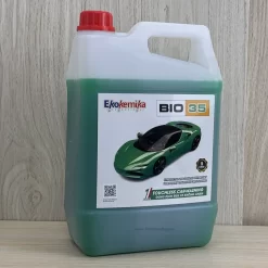 Dung dịch không chạm BIO 35 rửa xe máy, ôtô con, xe khách, ô tô tải.