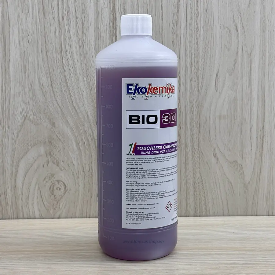 Dung dịch không chạm BIO 30 rửa xe máy, ôtô con, xe khách, ô tô tải.