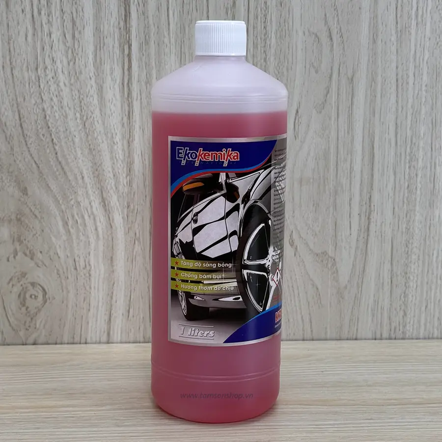 Dung dịch phủ bóng xe ướt Krystal Wax Ekokemika - Làm bóng và bảo vệ sơn.
