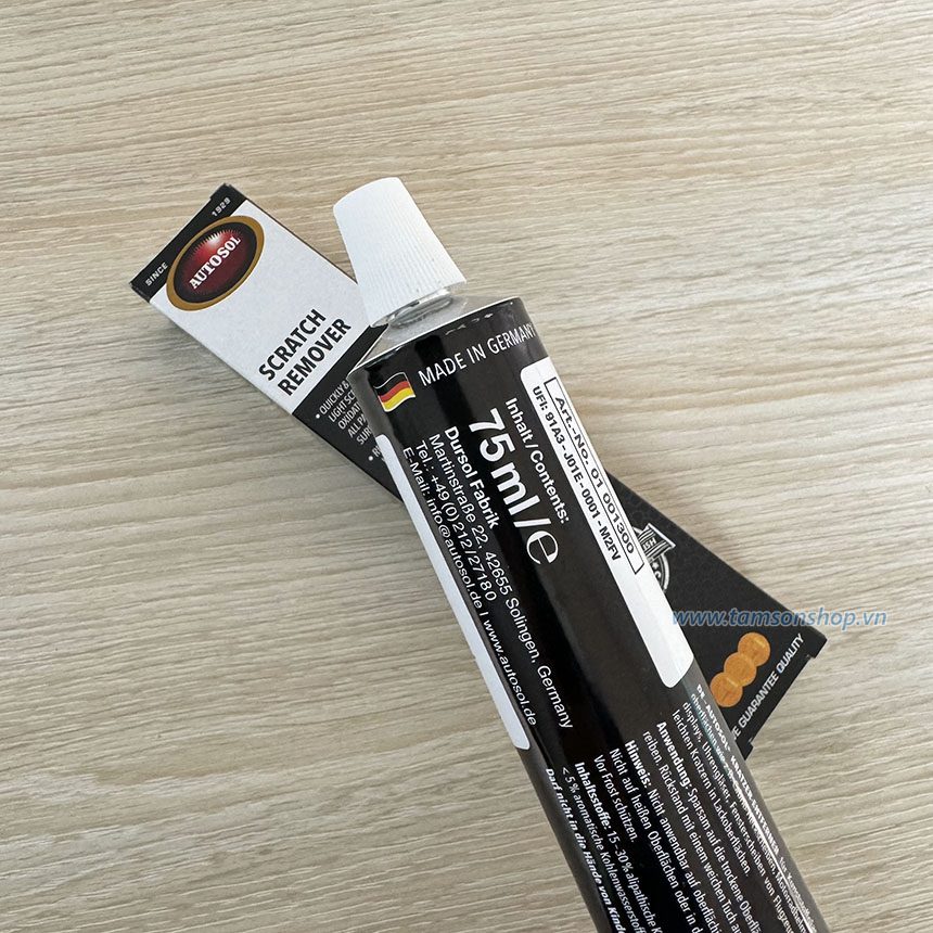 Kem đánh bóng xóa xước sơn nhựa Autosol Scratch Remover