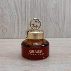 Nước hoa ô tô Grasse Bulgarian Rose mùi hoa hồng, loài hoa thanh lịch nhất với hương thơm đặc biệt tuyệt đẹp. Hương thơm mang lại cảm xúc dịu dàng, lãng mạn và quý phái.