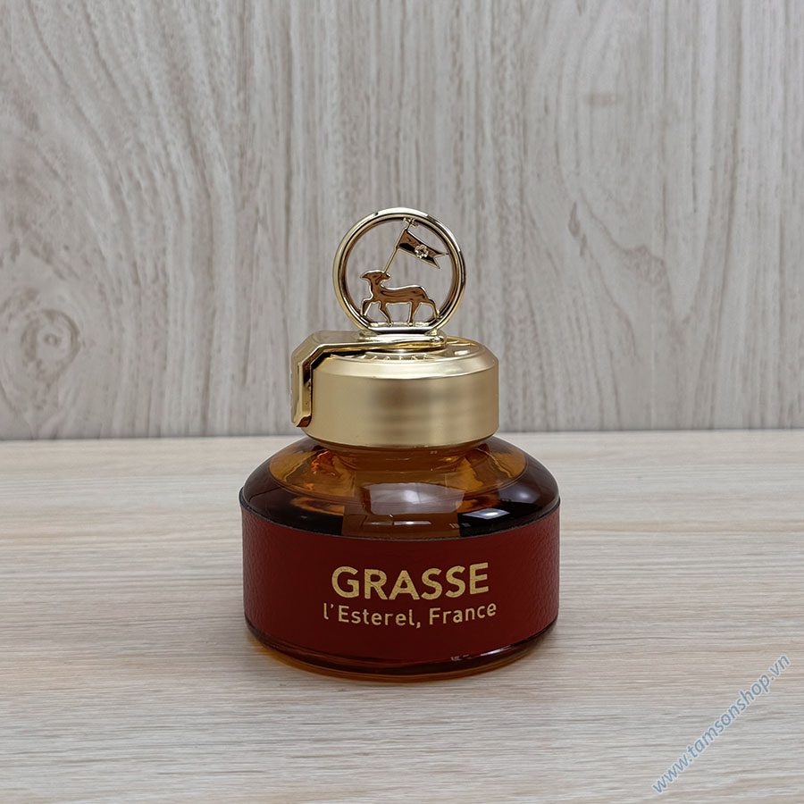 Nước hoa ô tô Grasse Bulgarian Rose mùi hoa hồng, loài hoa thanh lịch nhất với hương thơm đặc biệt tuyệt đẹp. Hương thơm mang lại cảm xúc dịu dàng, lãng mạn và quý phái.