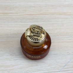 Nước hoa ô tô Grasse Bulgarian Rose mùi hoa hồng, loài hoa thanh lịch nhất với hương thơm đặc biệt tuyệt đẹp. Hương thơm mang lại cảm xúc dịu dàng, lãng mạn và quý phái.
