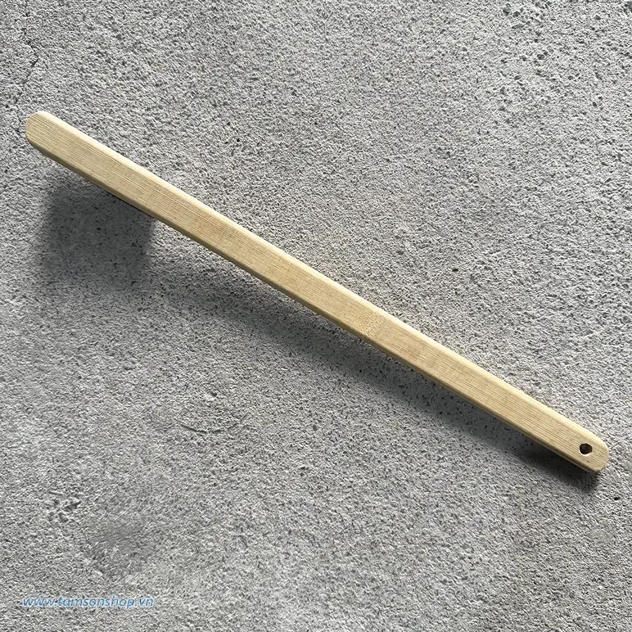 Cây bàn chải cọ rửa khoang máy bánh xe ô tô đa năng, lông mềm, cán gỗ tre dài 40cm