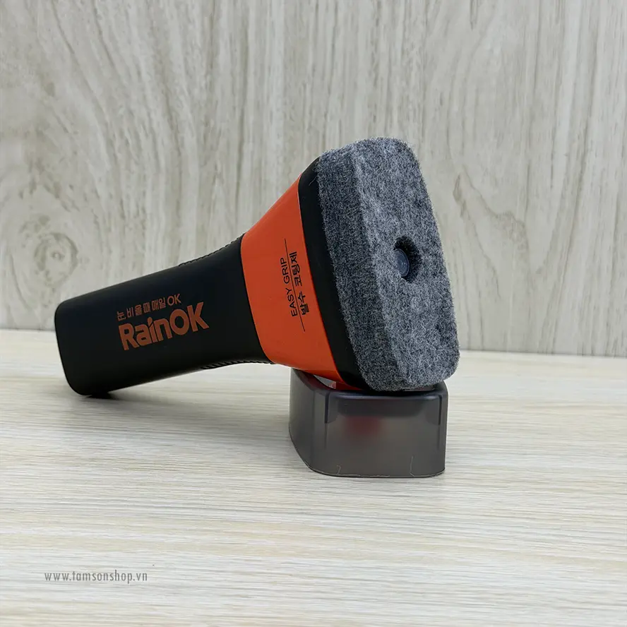 RainOK Easy Grip - Dung dịch phủ chống bám nước kính xe ô tô.