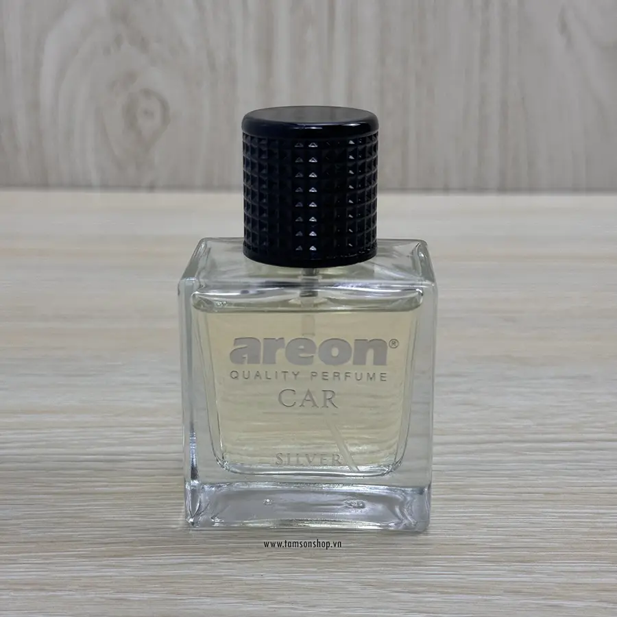 Nước hoa Areon Silver Mùi hương Bạc thu hút bởi sự tinh tế và đẳng cấp. Mùi thơm của sự nam tính, tươi mát, thanh lịch và sang trọng.