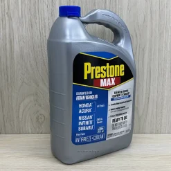 Nước làm mát động cơ Prestone MAX dùng cho xe Honda, Acura, Nissan, Infiniti và Subaru.